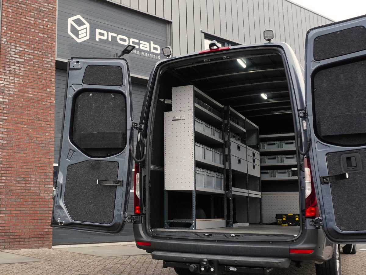 Ingerichte bedrijfswagen interieur